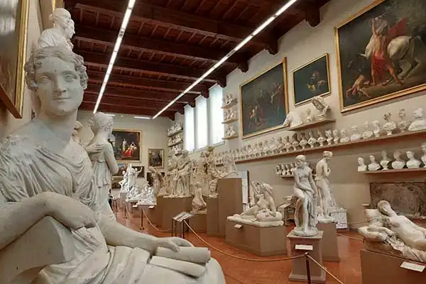 Galería de la Academia de Florencia Galería de la Academia de Florencia